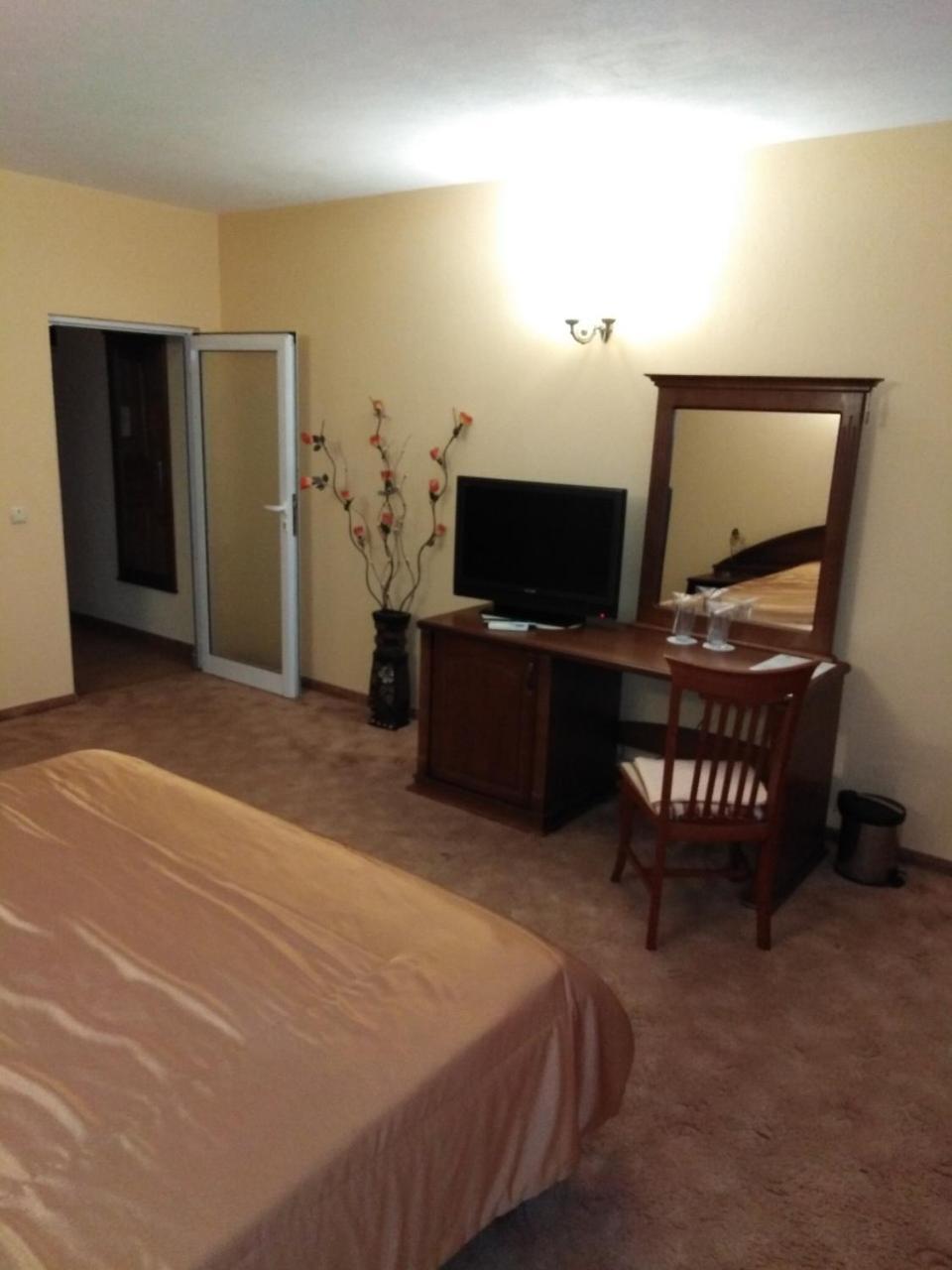 Хотел Златна Котва Kazanlŭk Room photo
